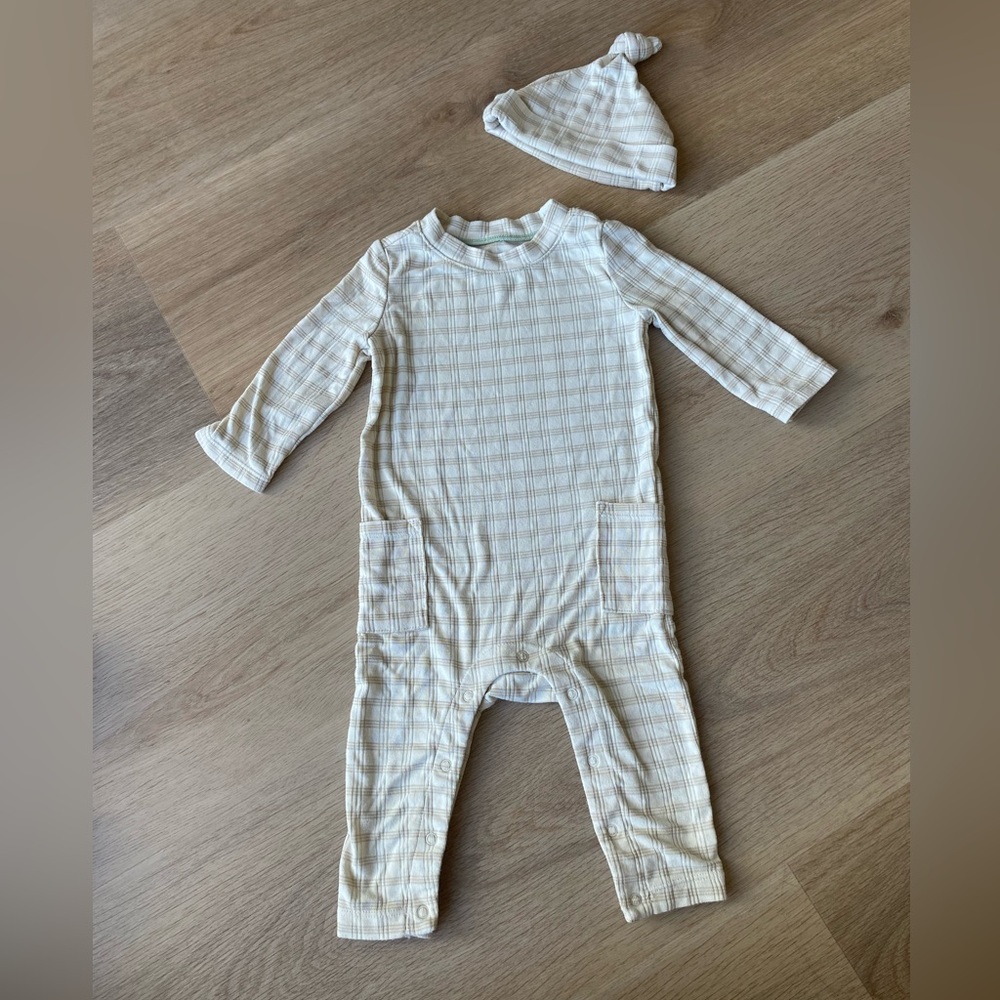 Cloud Island Plaid Cream Baby One Piece + Hat
